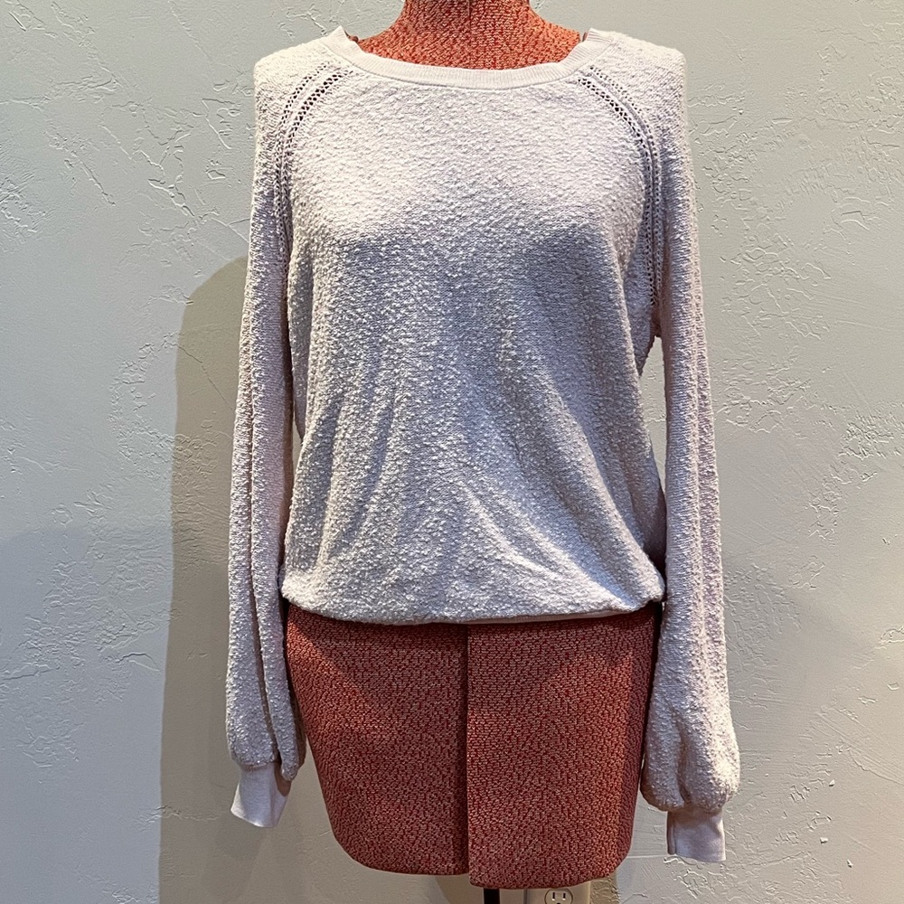 American Eagle Light Pink Sweater